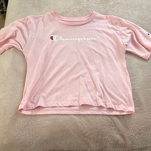 I’m selling a pink champion shirt